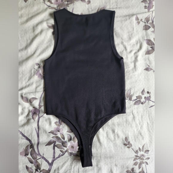 Dynamite Sabina Muscle Seamless Bodysuit - Black - Medium - Picture 5 of 6